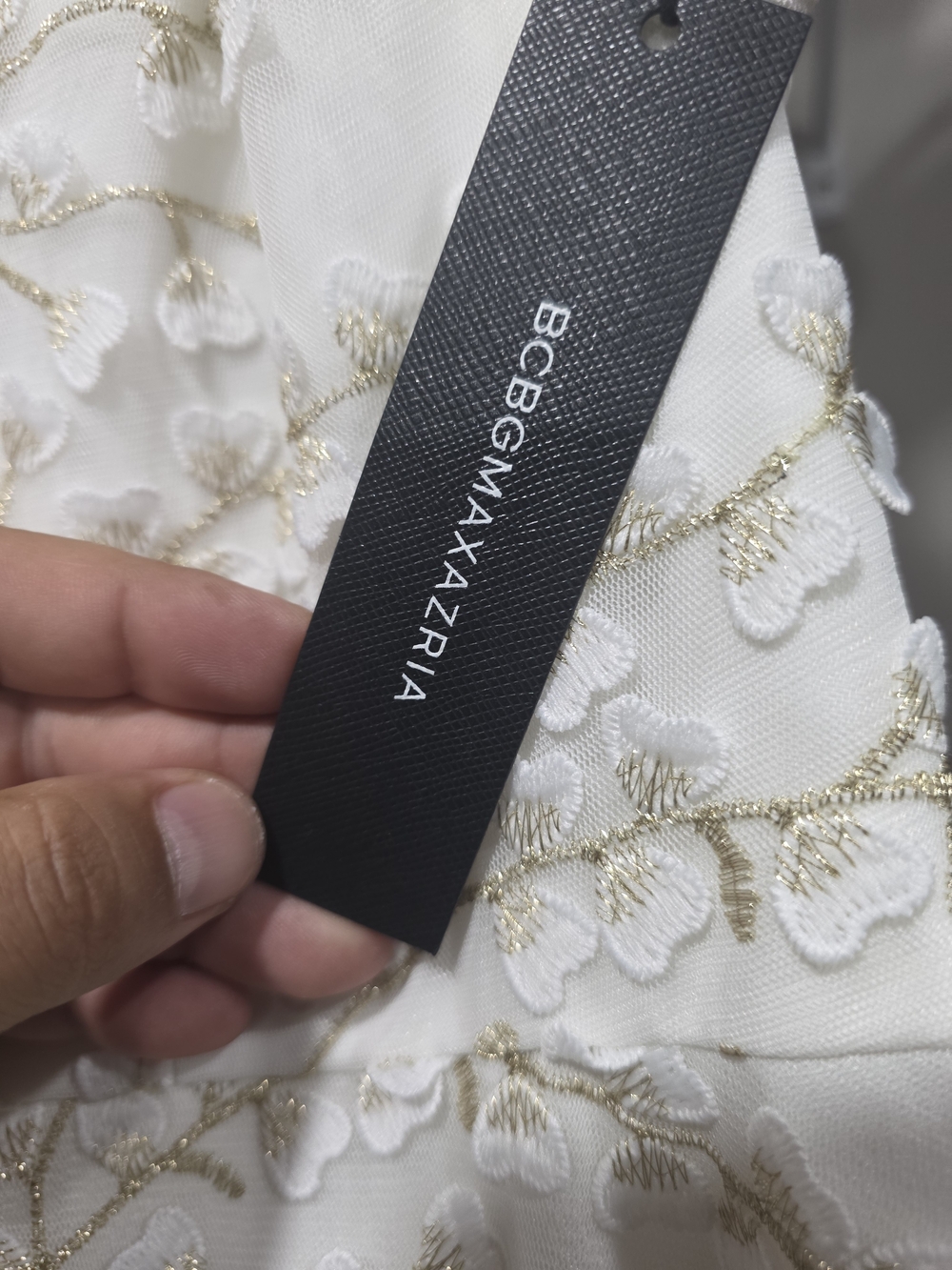 BCBGMAXAZRIA Embroidered Tulle Gown bridal shower dress bride white 4 NWT $428 - Picture 7 of 10